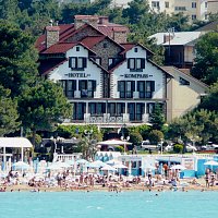 Геленджик - Пляж 2к22 - Отель Компасс